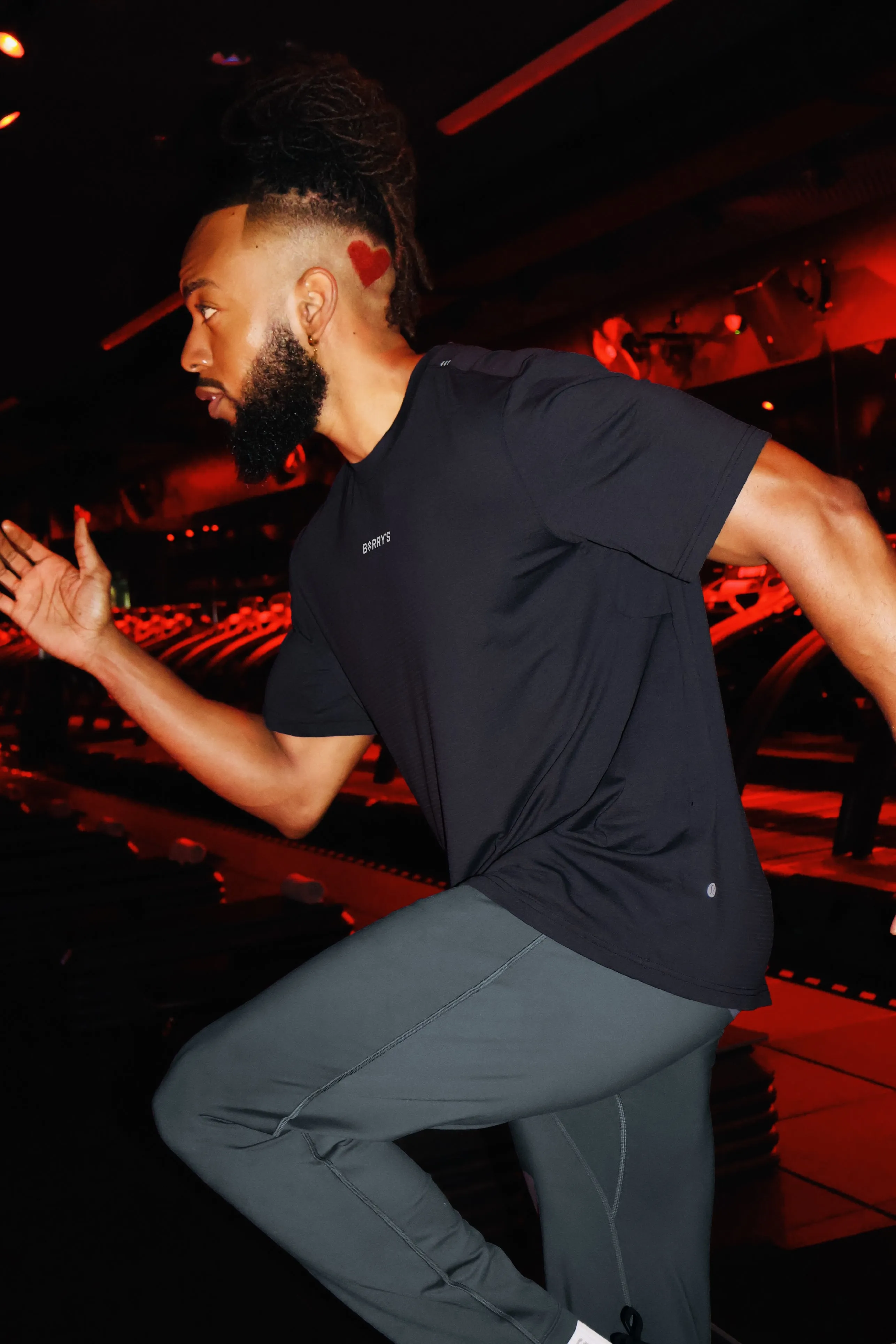 LULULEMON BLACK NIGHT LICENSE TO TRAIN RELAXED SHORT SLEEVE