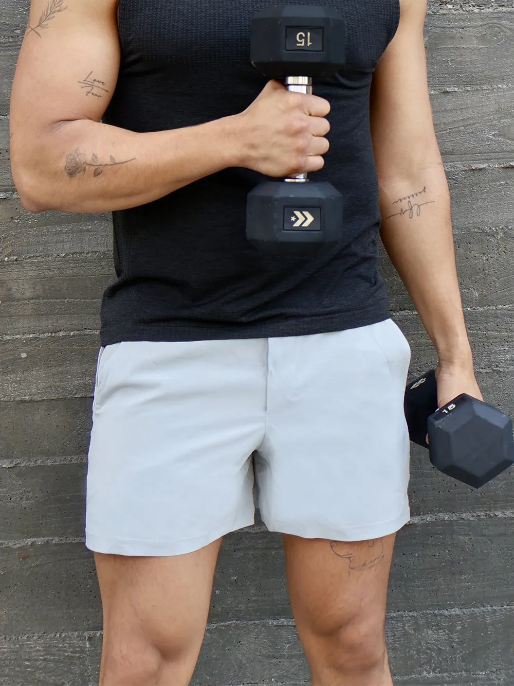 LULULEMON GRAPHITE PACE BREAKER SHORT 5" LL