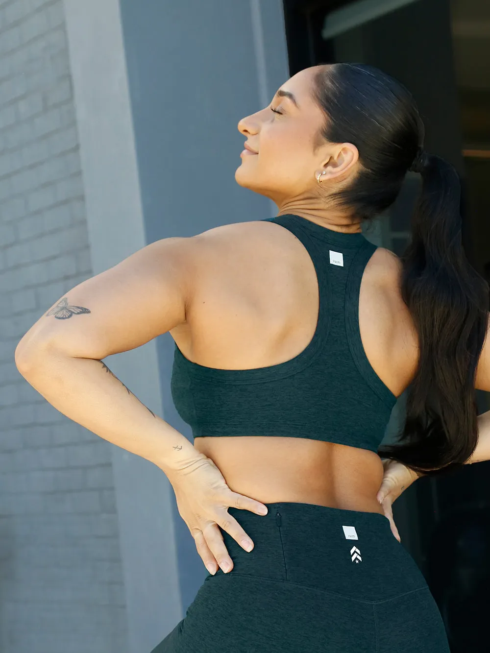 VUORI MOSS HEATHER ELEVATION RACER BRA